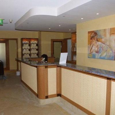  Büromöbel und Büroeinrichtung nach Maß