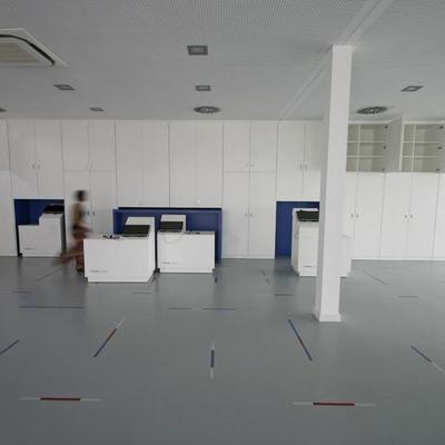  Büromöbel und Büroeinrichtung