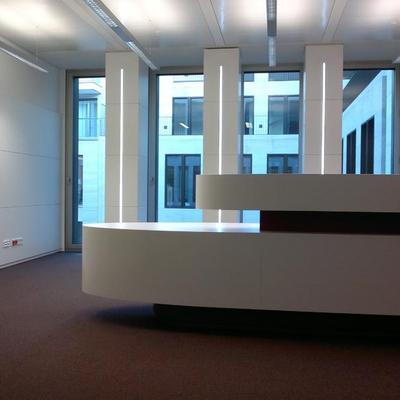  Büromöbel und Büroeinrichtung nach Maß