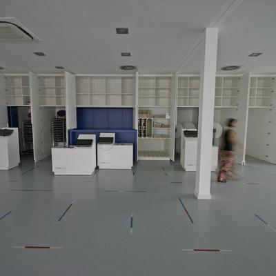  Büromöbel und Büroeinrichtung