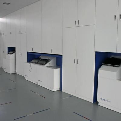  Büromöbel und Büroeinrichtung